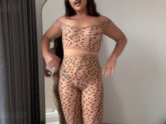 Cul à la bouche, Gros cul, Britannique, Conversation vulgaire, Robe, Nue  à poil, Jarretelles, Nénés