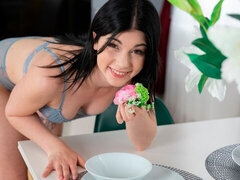 Amaterji, Velika rit, Velik kurac, Fafanje, Naravne joške, Majhen, Najstnice, Joške