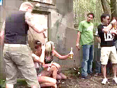 Piss-in-the-mouth, group-sex, pussyfucking