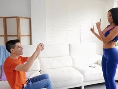 Anal, Gros cul, Sucer une bite, Faciale, Fille latino, Mère que j'aimerais baiser