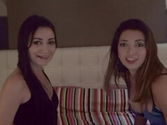 Pompino, Hardcore, Latina, Tette naturali, Punto di vista pov, Ragazza, Terzetto, Tette