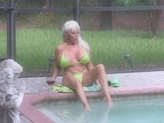 Mature MILF cannot get enough YOUNG COCK