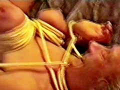 Amateur, Gros seins, Garce, Bondage, Bouteille, Fait maison, Mature, Orgie