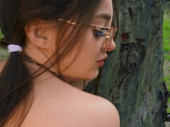 Rumpa, Brunett, Glasögon, Hardcore, Pov, Fitta, Rider, Tatuering