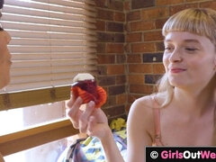 Amatéři, Velké kozy, Blondýna, Vlasaté, Hd, Lesbické, Přírodní prsa, Pička