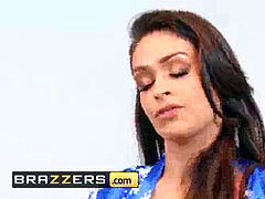 Измена, Милф, Чулки