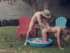 Tetas grandes, Rubia, Tetona, Madres para coger, Al aire libre, Tetas