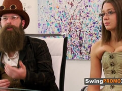 Bisexuální, Blondýna, Brunetka, Macaté, Hardcore, Mezirasové, Orgie, Swingers