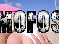 Store pupper, Kukk suging, Dype svelg, Hardcore, Hd, Penger, Naturlige bryster, Offentlig