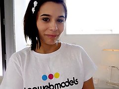 Stor kukk, Kukk suging, Søt, Første gang, Hd, Naturlige bryster, Synsvinkel, Tenåring