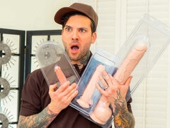 Avsugning, Brasiliansk, Brunett, Doggystyle, Hårig, Handjobb, Latina, Milf