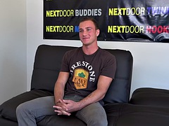 Amatéři, Velké péro, Gay, Masturbace, Realita, Sólo, Tetování