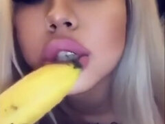 Amatør, Asiat, Pik sutte, Hd, Billig tøs, Solo, Tatovering, Teenager