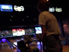 Любители, Пальцем, Подружка, Оргазм, Крошечные, От первого лица, На публике, Короткая стрижка