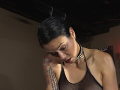 Uskomaton, Aasialainen, Perse, Musta, Hullu, Nais alistaja, Salarakas, Märkä