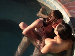 Cul, Gros seins, Brunette brune, Lesbienne, Léchez, Chatte, Rasée, Adolescente