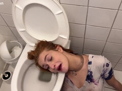 18 let, Bdsm, Velké kozy, Fetiš, Hd, Pissing, Různé pohledy, Zrzavé