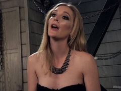 Kont, Gebondenheid, Dominante vrouw, Vingeren, Vuisten, Kut duiken, Slaaf, Billekoek