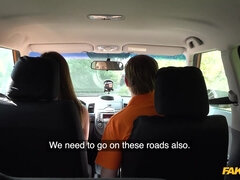 Tyttö, Isot tissit, Auto, Lukio, Tsekki, Naamallinen, Rankka, Alasti