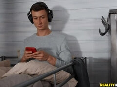 Amerikai, Ondó fröcskölés, Kutya póz, Arcra űlés, Bugyi, Nuni, Lovaglás, Begyek