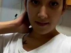 Enthousiasteling, Latijnse vrouw, Mexicaans, Tepels, Doordringend, Alleen, Tatoeage, Tieten likken