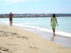 Strand, Kebles, Kivillanó idomok, Érett feleség, Szabadban, Nuni, Leborotvált, Egyedül