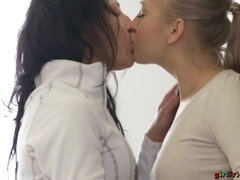 Prstění, Přítelkyně, Lesbické, Výprask, Venku, Pička