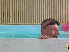 Anal, Store pupper, Bikini, Kukk suging, Tjekkisk, Ansiktssperm, Tattovering, Våt