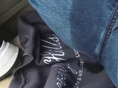 Real Desperate Jeans Wetting and Squirt in My Car