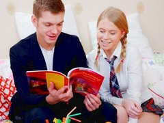 Soveværelse, Stor røv, Stor pik, Store bryster, Blondine, Pik sutte, Hundestilling, Mager