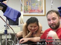 アメリカ人, 緊縛, 舞台裏, 医者, 開帳