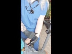 Grande cazzo, Coppia, Schizzo di sborra, Dottore, Guanti, Sega, Tatuaggi, Uniforme