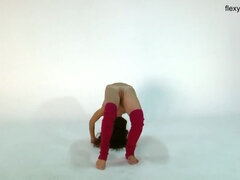 18, Brunetka, Fetiš, Telocvičňa, Vyzlečené, Ruskej, Teenka, Kozičky