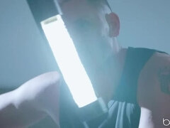 Amerikai, Cumizás, Gesztenyebarna, Gépkocsi, Kutya póz, Bugyi, Leborotvált, Tini