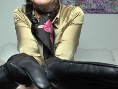 Schwarz, Europäisch, Weibliche domination, Handschuhe, Reif, Milf, Patschen, Sklave