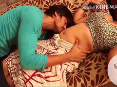 Asijské, Teta, Velký zadek, Spodní prádlo, Dospělé, Bradavky, Pička, Strapon