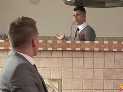 Seggnyalás, Fürdőszoba, Kézimunka, Konyha, Nyalás, Érett feleség, Szabadban, Nedves