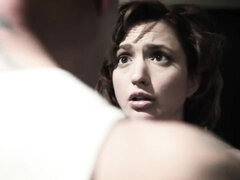 Cul, Éjaculation interne, Tir de sperme, En levrette, Branler, Rousse roux, Maigrichonne, Chaussettes