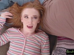 Stor pik, Pik sutte, Sædskud, Give finger, Orgasme, Røvhåret, Mager, Bryster