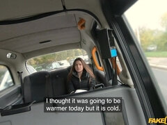 큰 가슴, 오랄섹스, 흑갈색 머리, 가슴이 큰, 체코인, 도기스타일, 야외의, 문신