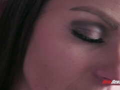 Sitominen alistaminen sadomasokismi masokismi, Isot tissit, Ruskeahiuksinen, Naamallinen