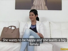 Kuřba, Dildo, Na psíka, Na tvár, Honění, Masturbácia, Kancelária, Pička