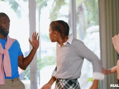 Tridimensionnel, 69, Grosse bite, Noire, Brunette brune, Fille latino, Fête, Maigrichonne