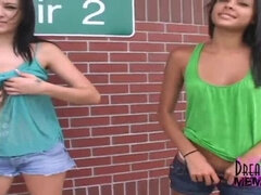 Kivillanó idomok, Természetes mellek, Mellbimbók, Szabadban, Nyilvános, Leborotvált