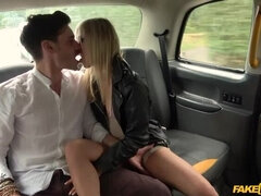 Amador amadora, Boquete, Carrro, Casal, Facial, Hd, Lambendo, Xoxota