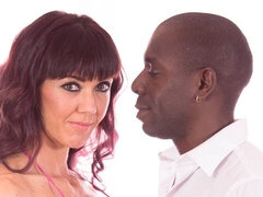 Duży tyłek, Duży kutas, Duże cycki, Bikini, Obciąganie, Wielorasowy, Mamuśka, Rudowłosa