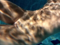 18, Brunetka, Hd, Drobunké, Bazén, Ruskej, Sólo, Kozičky