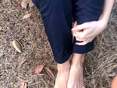 Monumentális dákó, Cumizás, Ondó fröcskölés, Lábszex, Szabadban, Tini