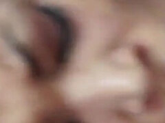 Velika rit, Velike joške, Rjavolaska, Notranji izliv, Češka, Latinka, Tetovaže