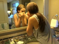 Amatéri, Kúpeľňa, Šaty, Priateľka, Dospelé, Milf  mčbp, Pička, Vyholené